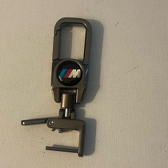 BMW Motorsports Logo Key Fob Keychain in Metal NWT - Picture 2 of 6